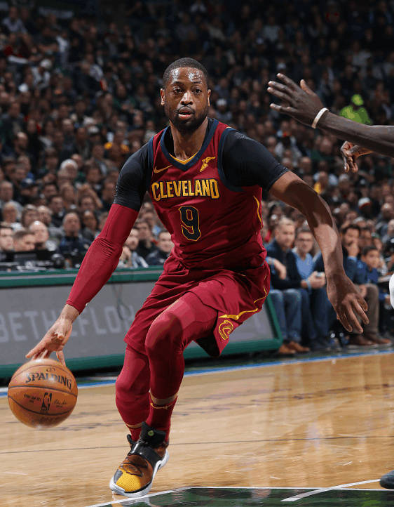  猛龙西亚卡姆30+10+5 零封骑士终结对手连胜  